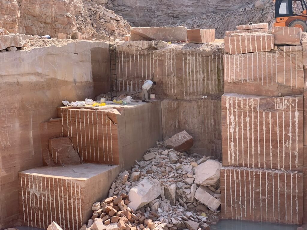 Soundless Stone Cracking Powder
